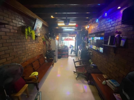 Mặt tiền Phó Đức Chính Phường 1 Bình Thạnh, 63m2, 4 tầng, giá rẻ