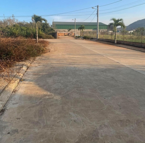 Bán Lô Đất Hiệp Thạnh 1,38 Tỷ 5x21m Dt 114,3m2 100m2 Thổ Cư Đức Trọng - Lâm Đồng