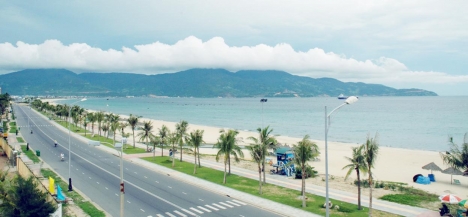 Bán đất ngay biển Mỹ Khê 337m2,14x24, thích hợp xây khách sạn, homestay
