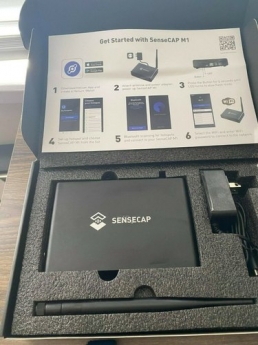 SenseCAP M1 Helium HNT LoRaWAN Indoor Gateway Miner hotspot