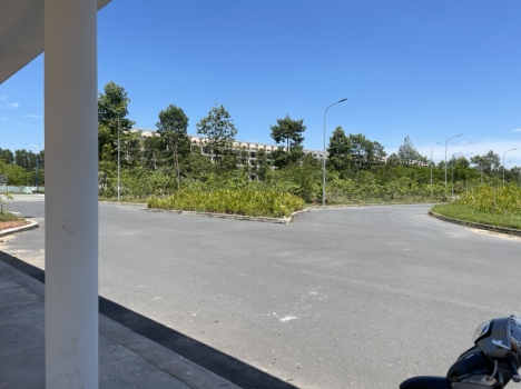 BÁN GẤP LÔ ĐẤT ĐẸP 300M2 ĐỐI DIỆN ĐẠI HỌC VIỆT ĐỨC - THỚI HÒA - BẾN CÁT - BÌNH DƯƠNG