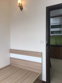 Cần bán gấp căn hộ 2PN, 1WC Intracom Nhật Tân