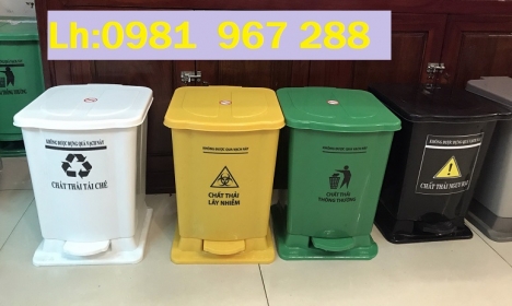 Thùng rác 20 lít màu xanh ,thùng rác y tế 20 lít