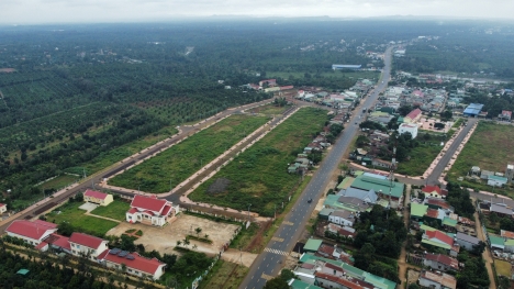 9 NỀN SỔ ĐỎ SỐ LƯỢNG CỰC HẠN CHẾ - GIÁ ĐẦU TƯ GIAI ĐOẠN ĐẦU.