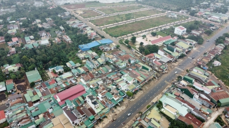 9 NỀN SỔ ĐỎ SỐ LƯỢNG CỰC HẠN CHẾ - GIÁ ĐẦU TƯ GIAI ĐOẠN ĐẦU.