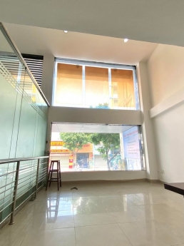 Bên mình cần cho thuê văn phòng tòa nhà ( 102 LBB )