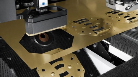 Gia công đột dập CNC kim loại - nhận gia công inox theo yêu cầu