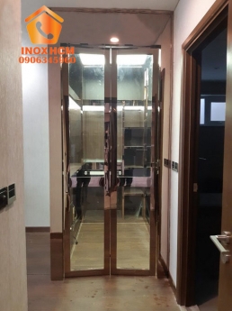 Cửa Kính Cường Lực Khung Inox Vàng Gương - nhận gia công inox theo yêu