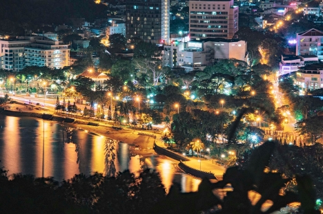 154/ Cho thuê – bán biệt thự hẻm xe hơi Phan Chu Trinh gần biển vị trí đắc địa ngành du lịch
