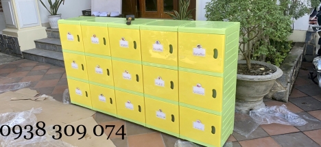 Tủ nhựa đựng cặp sách trẻ em có cửa