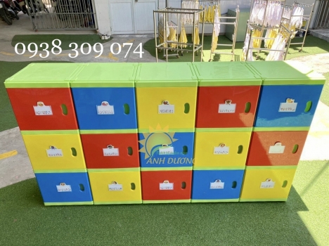 Tủ nhựa đựng cặp sách trẻ em có cửa