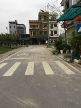 5m MT 100m đất phân lô Phú Điền, Từ Sơn Bắc Ninh. Vỉa hè kinh doanh, LH: