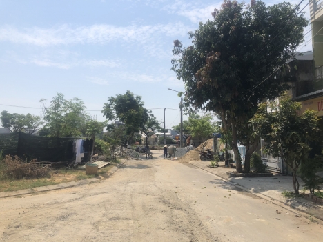 Chủ cần tiền bán nhanh nhà 2 tầng đường Nguyễn Bá Ngọc, Tân Trà, Đà Nẵng.