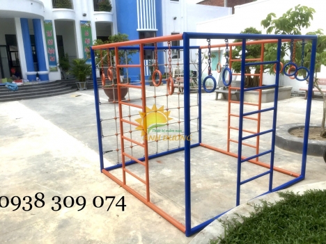 Thang leo tứ diện vận động đa năng dành cho bé