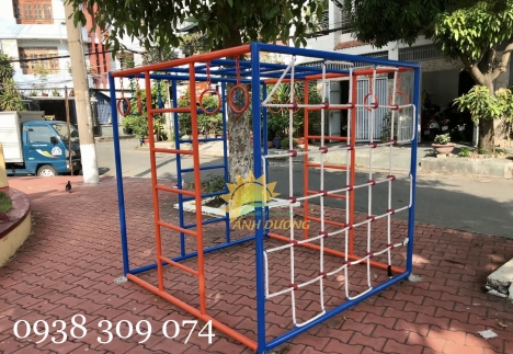Thang leo tứ diện vận động đa năng dành cho bé
