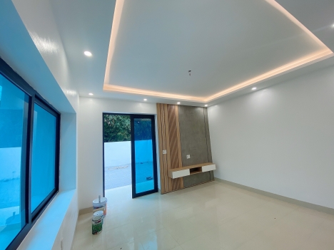 Bán nhà 250m2,đỗ được xe tải với 2 xe con,phường Tân Long,Thái Nguyên