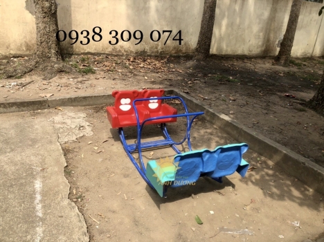 Bập bênh ghế gấu, bập bênh cá heo