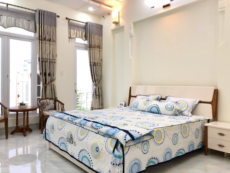 BÁN BIỆT THỰ 1 TRỆT 3 LẦU MẶT TIỀN ĐƯỜNG KIẾN TẠO 160M2 (8X20)