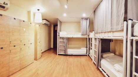 Hiếm Bùi Viện Q.1 50m2 4 tầng chỉ 15 tỷ xe hơi đỗ cửa.