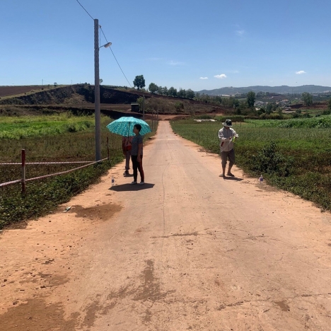 Bán Đất Đạ Ròn 1,78 tỷ 2 mặt tiền 10x31m DT 307m2 TC 200m gần vườn dâu Thu Hà Đạ Ròn