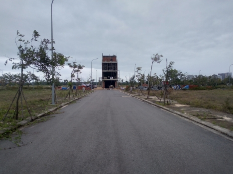 Lô 90m2 view trục thông giá thấp nhất thị trường khu V5 của FPT