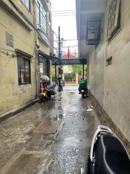 Nhà cấp 4 mê lững trung tâm hải châu.