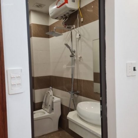 Ô TÔ ĐỖ CỔNG, Bán nhà Lĩnh Nam, Vĩnh Hưng 38m2 Sổ Đỏ