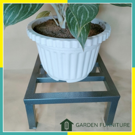 Kệ sắt để cây cảnh, đôn sắt cây cảnh