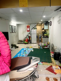 SIÊU PHẨM. Bán nhà chính chủ Lĩnh Nam, Hoàng Mai Sổ Đỏ riêng, Ô TÔ đỗ cổng