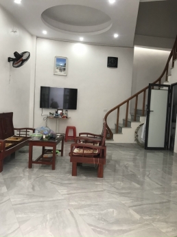 Cần bán nhà 3 tầng số 01,ngõ 101 đường Nguyễn Trãi, phường Phan Đình Phùng, TP Nam Định