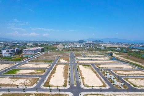 Giá sập hầm 2tỷ880 - 96m2 Fpt city Đà Nẵng