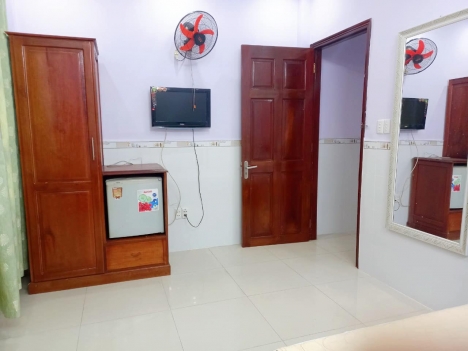 176/ Cho thuê khách sạn ngay bùng binh Paradise mặt tiền Nguyễn An Ninh