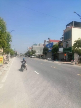Bán đất hiếm 2 mặt tiền phố Ỷ Lan, Gia Lâm diện tích 95m2, mặt tiền 5m giá 7,5 tỷ.
