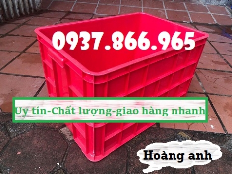 Sóng nhựa đặc trong trường hợp không sử dụng sản phẩm, bạn có thể dễ dàng xếp các thùng lên nhau.