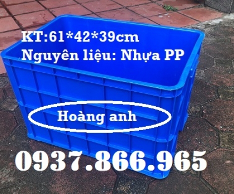 Sóng nhựa đặc trong trường hợp không sử dụng sản phẩm, bạn có thể dễ dàng xếp các thùng lên nhau.