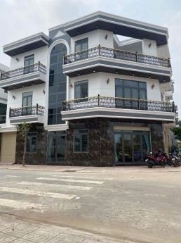 Nhà Góc 2 Mặt Tiền - Siêu Đẹp - Đẳng Cấp - Thành Phố Thuận An - Bình Dương