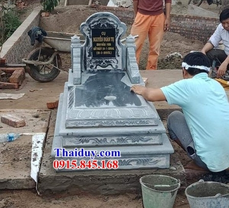 281 Mộ đá tam cấp điện biên - bia mộ không mái đơn giản