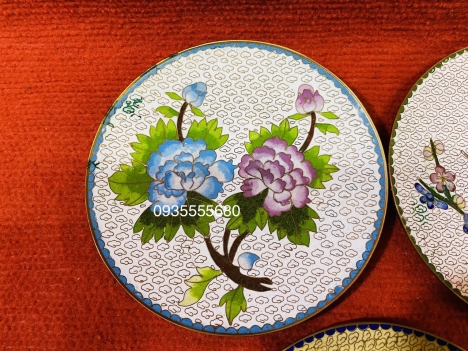 Giao lưu bộ đĩa pháp lam hàng âu