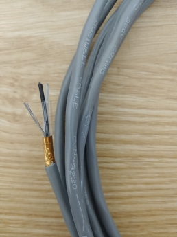 Cáp tín hiệu chống nhiễu Hosiwell 1 Pair 20AWG