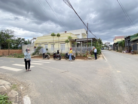 Bán Đất Đinh Tiên Hoàng 4,7 tỷ 2 Mặt Tiền Nhựa DT 109m2 (5x20m) full Thổ cư Tại Liên Nghĩa