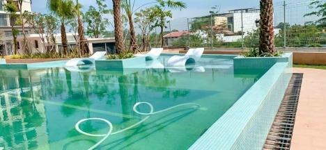Bán nhanh căn hộ resort 2PN view hồ bơi ven sông Quận 12