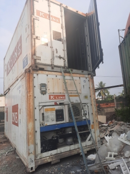 K Line 20' , hàng hóa 20 tấn đổ lại.