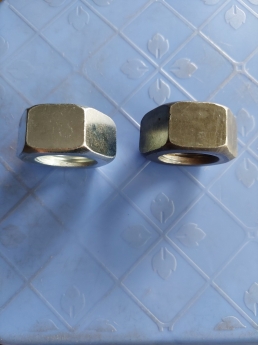 Ty ren , cùm omega, sắt U V