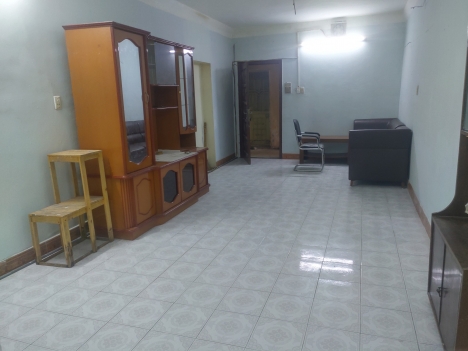 Cho thuê chung cư tầng 2 nhà H2 tập thể Nguyễn Công Trứ