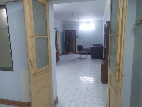 Cho thuê chung cư tầng 2 nhà H2 tập thể Nguyễn Công Trứ