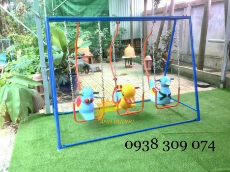 Xích đu 3 chỗ ngồi bằng con vật dành cho bé