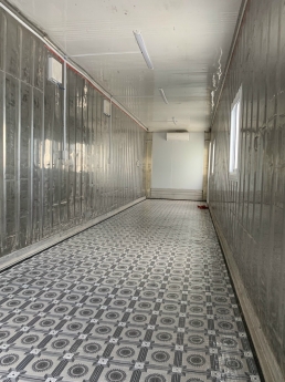 Bán văn phòng, nhà ở làm từ container lạnh giá tình cảm