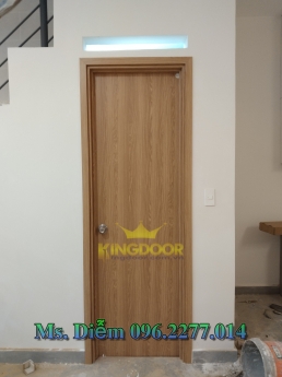 CỬA NHỰA COMPOSITE TẠI DĨ AN