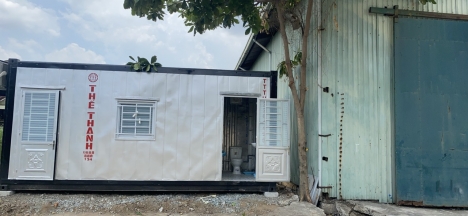 Bán văn phòng, nhà ở làm từ container lạnh giá tình cảm