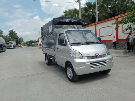 Xe tải wuling 735kg thùng mui bạt